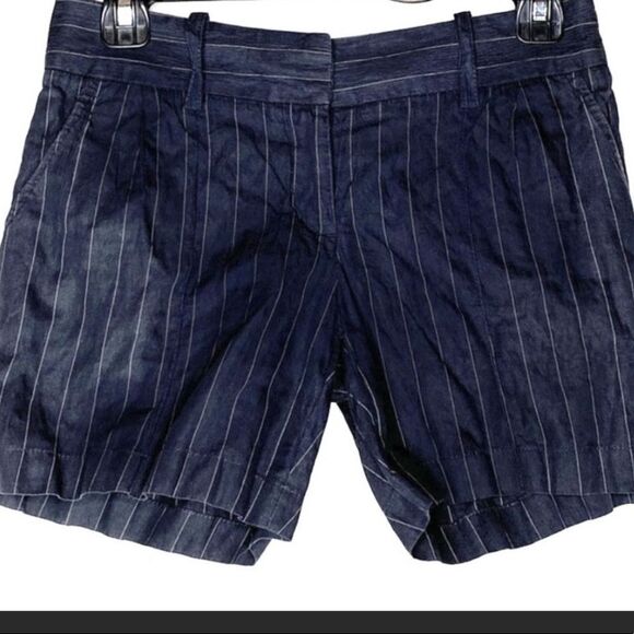 Development by Erica Davies Shorts - Picture 1 of 9